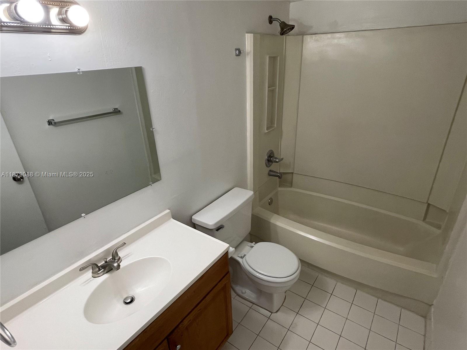 COURTYARDS AT DAVIE CONDO - Residential Lease