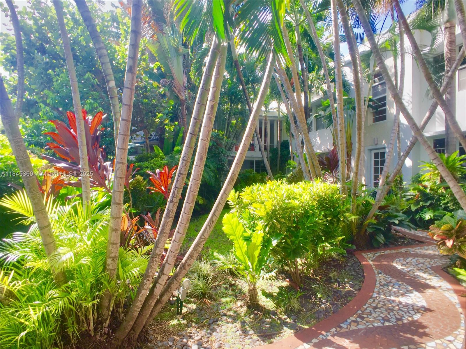 Charming top floor 1/1 condo steps to the Ocean available now furnished or unfurnished! This tastefully updated unit features washer/dryer inside the unit, private entrance, cozy balcony, wooden floors and tons of closet spaces. The building is a magnificent example of Art Deco architecture with a lushly landscaped gated courtyard and is conveniently located only few blocks from Lincoln Rd, Ocean Dr, World famous shopping, dining and night life. 360 virtual tour available. Hurry up because this will not last!