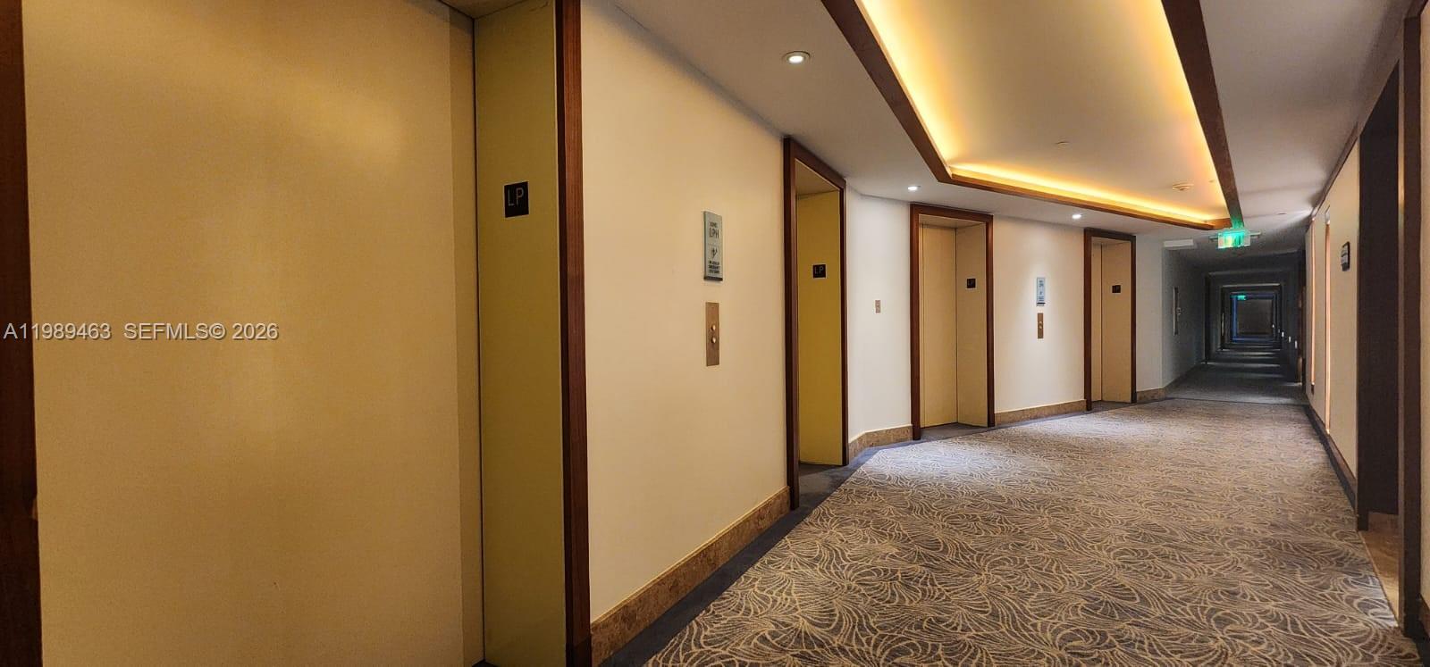 CENTRAL CARILLON BEACH CO - Residential Lease