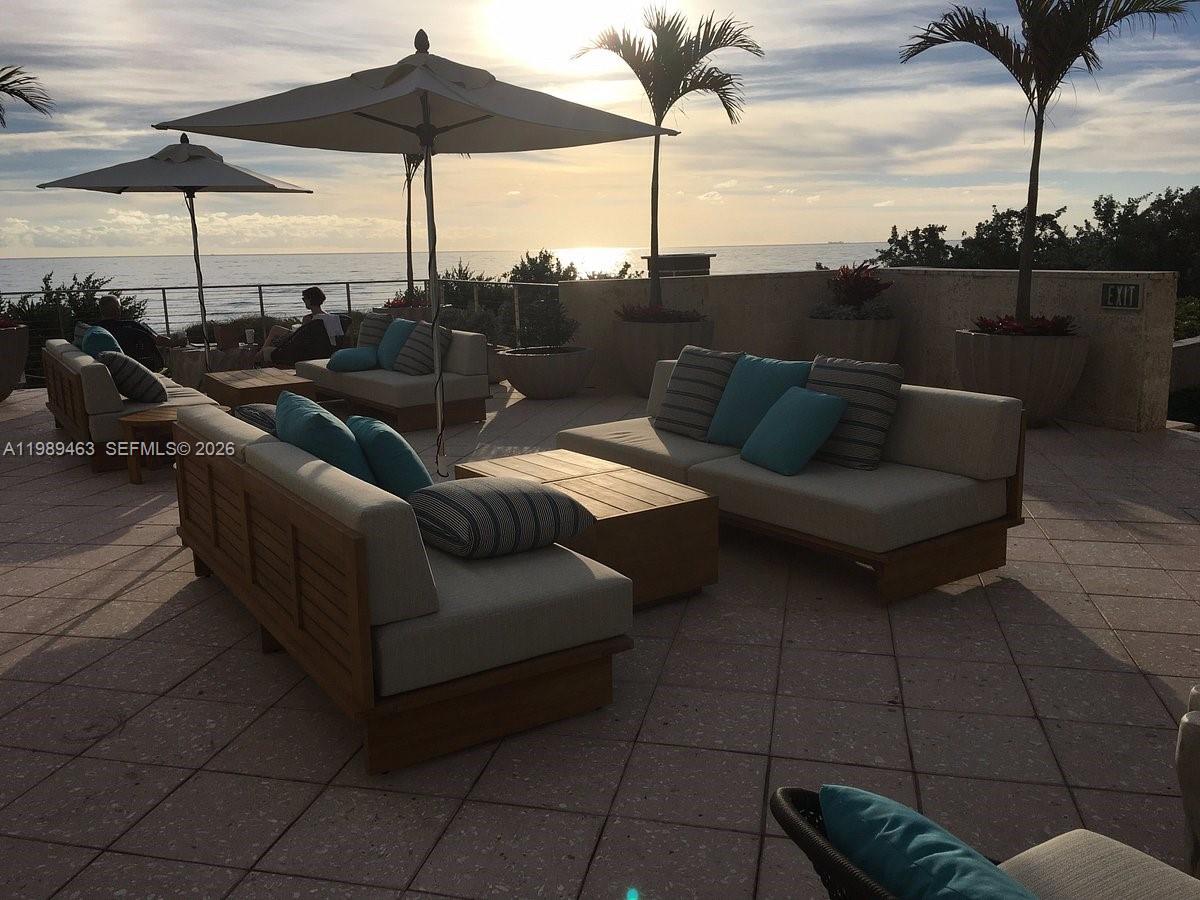 CENTRAL CARILLON BEACH CO - Residential Lease