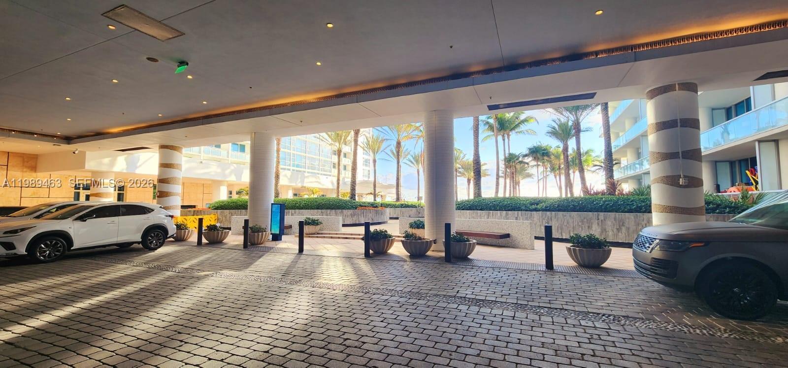 CENTRAL CARILLON BEACH CO - Residential Lease