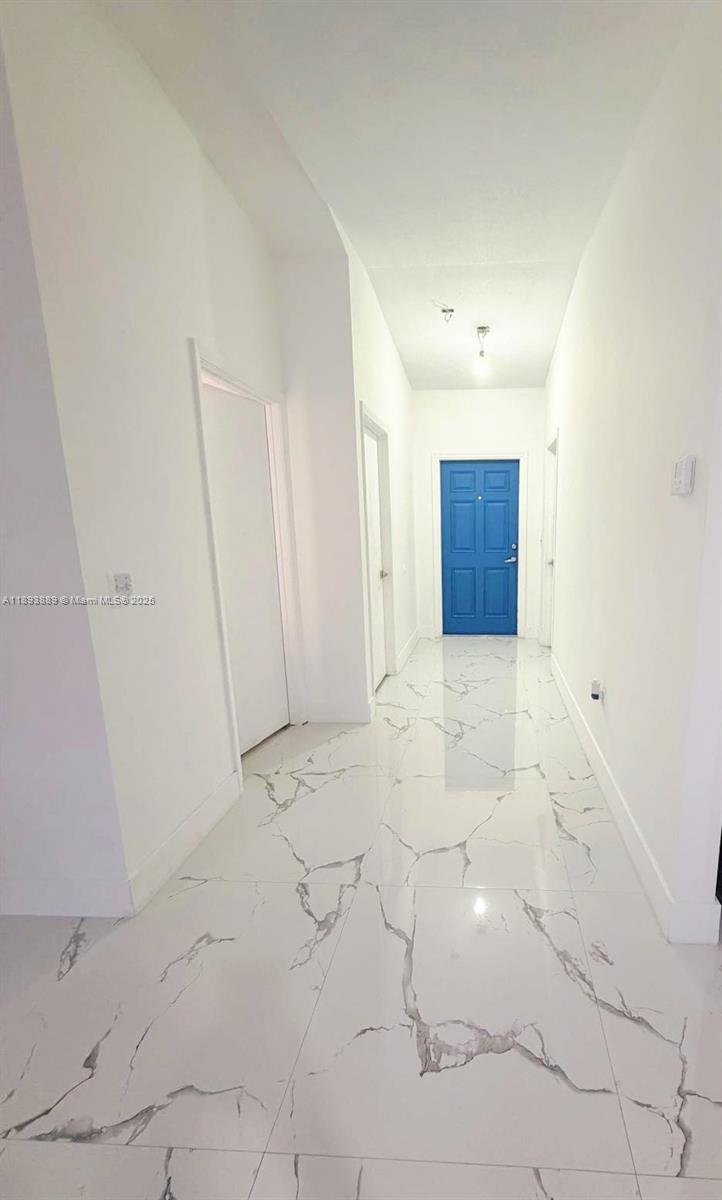 LAMBIANCE TOWNHOMES KENDA - Residential
