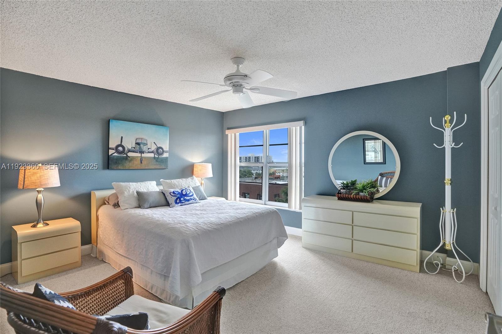 WARWICK CONDO - Residential