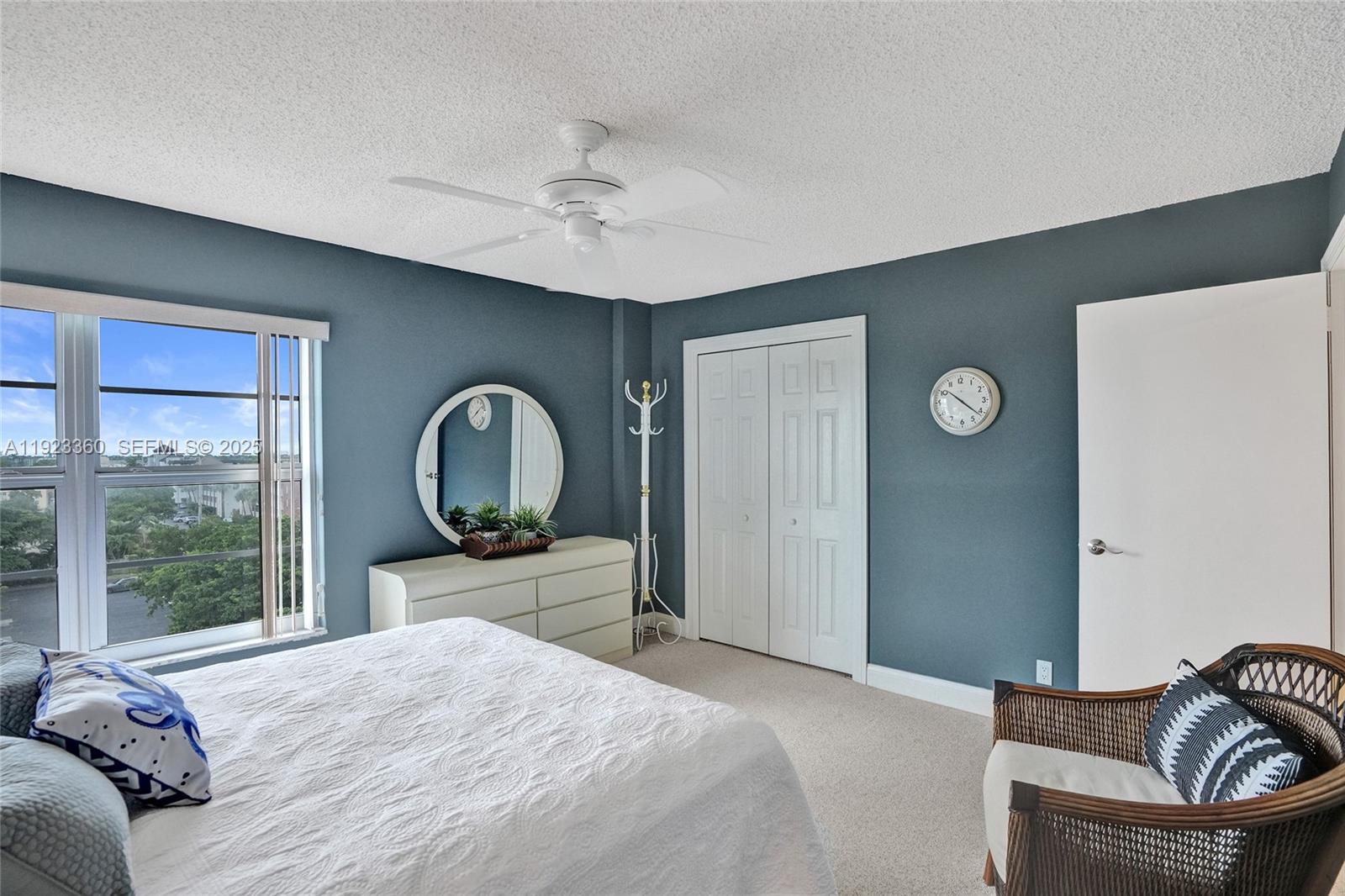 WARWICK CONDO - Residential