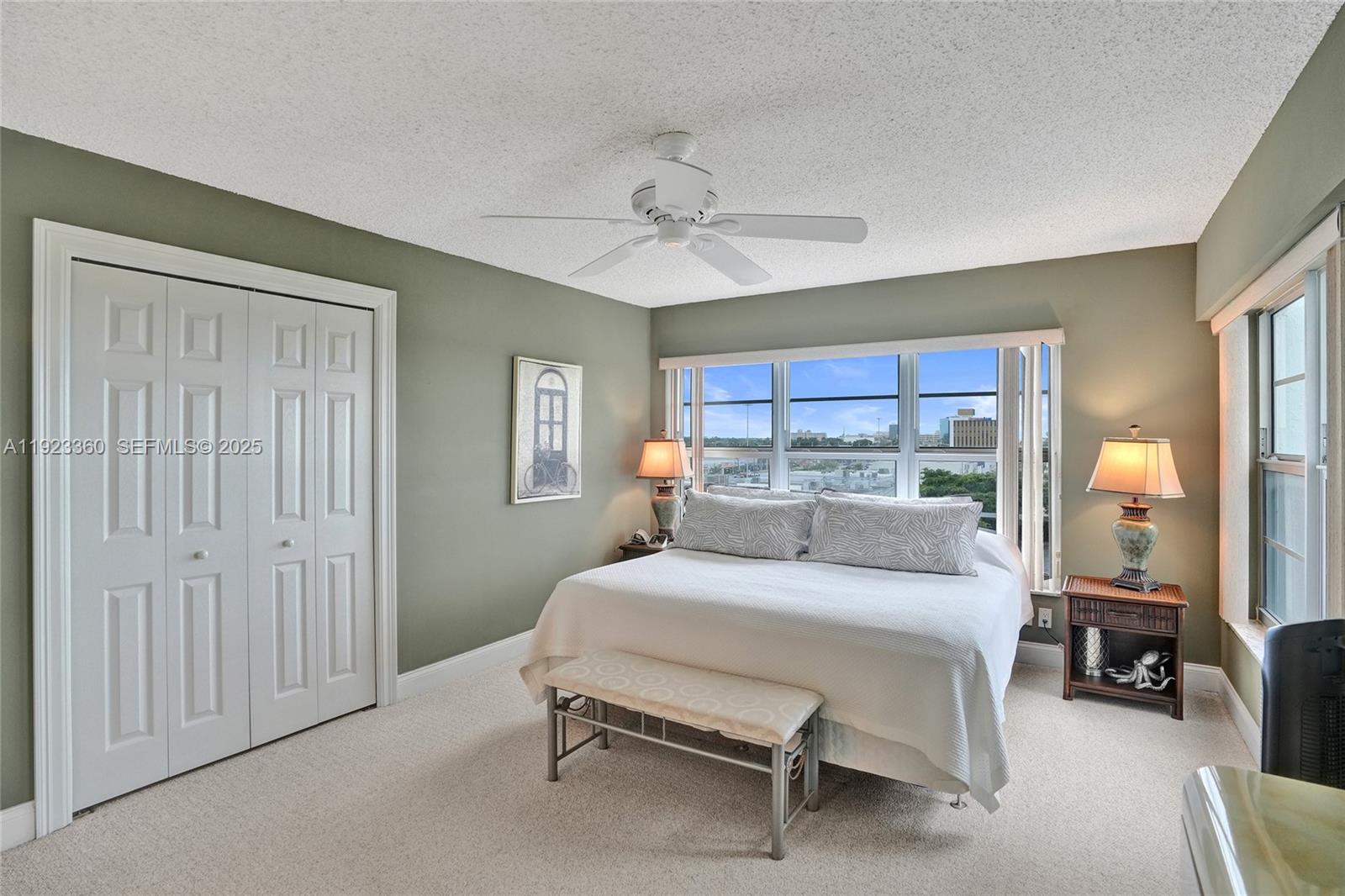 WARWICK CONDO - Residential