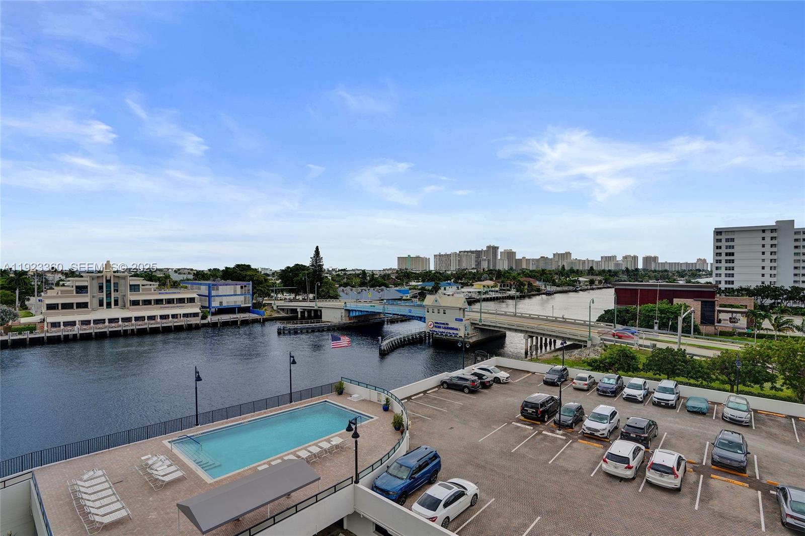 WARWICK CONDO - Residential