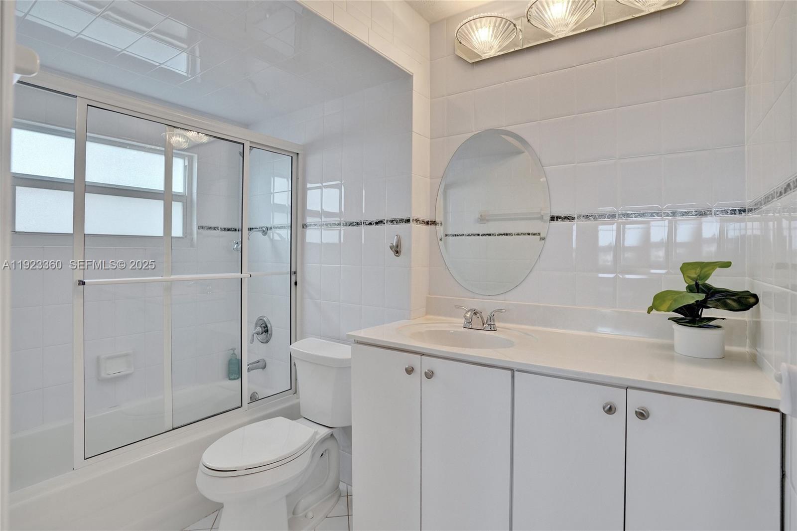 WARWICK CONDO - Residential