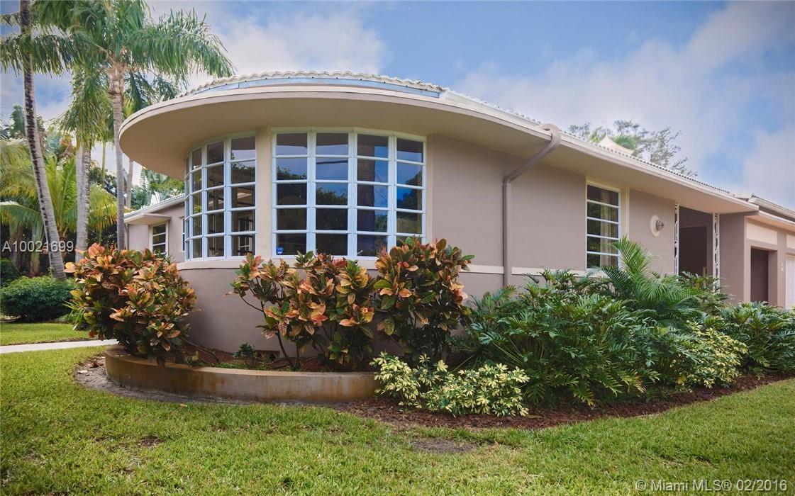 Mitchell Manor - Residential