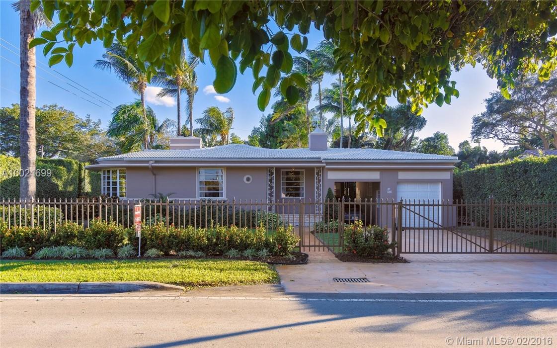 Mitchell Manor - Residential