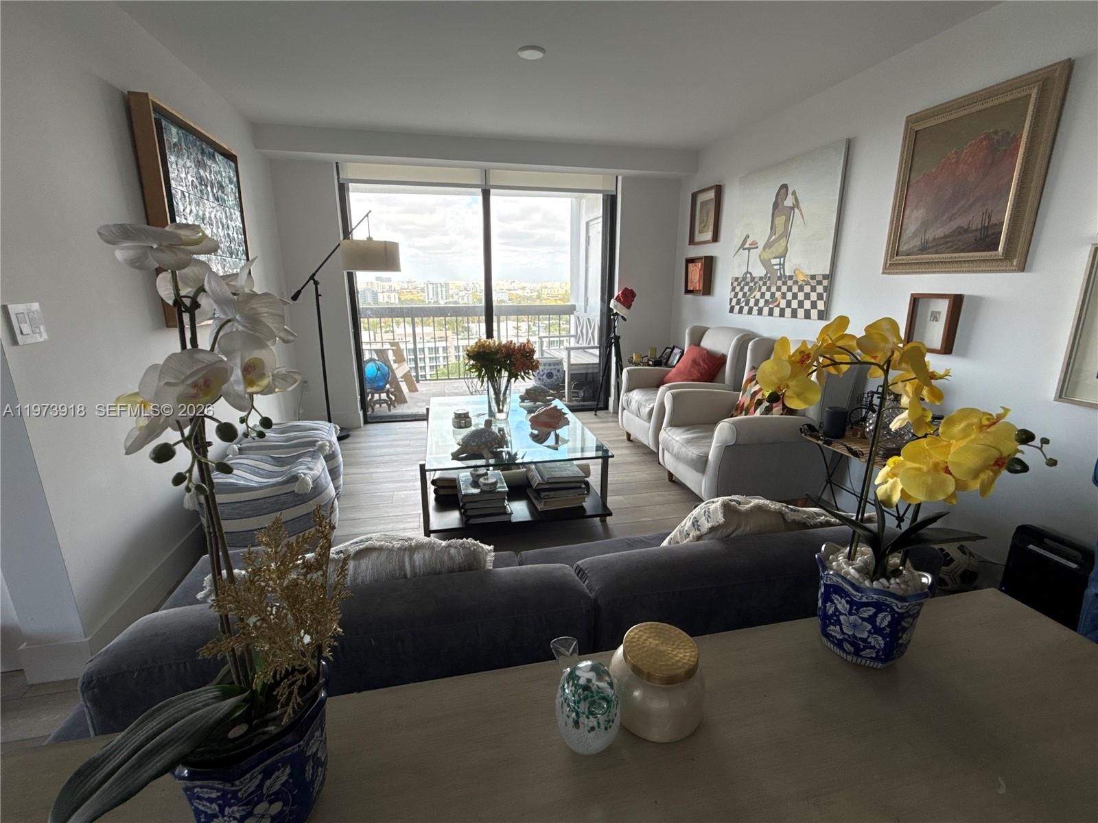 BRICKELL BAY CLUB CONDO - Residential