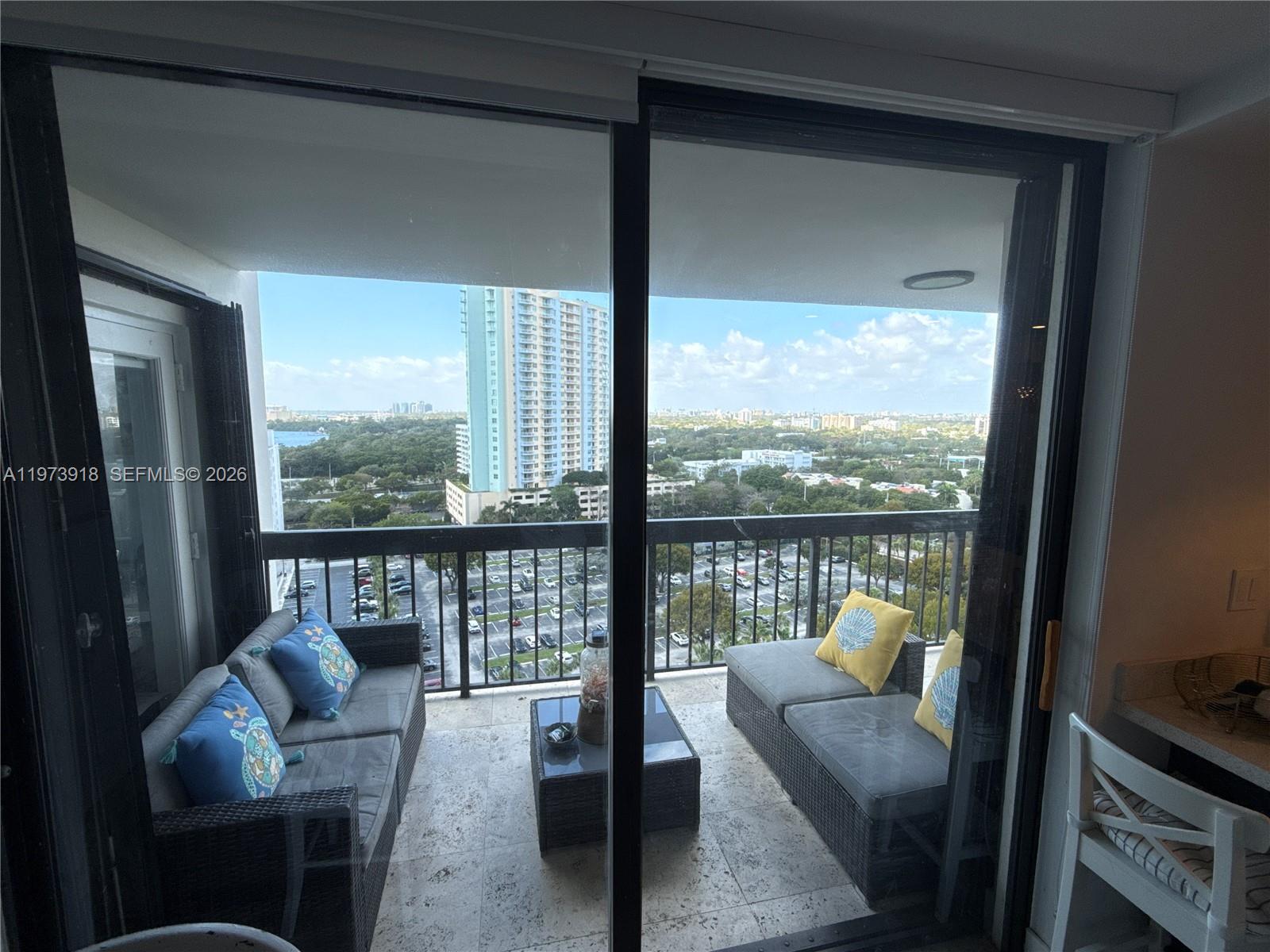 BRICKELL BAY CLUB CONDO - Residential
