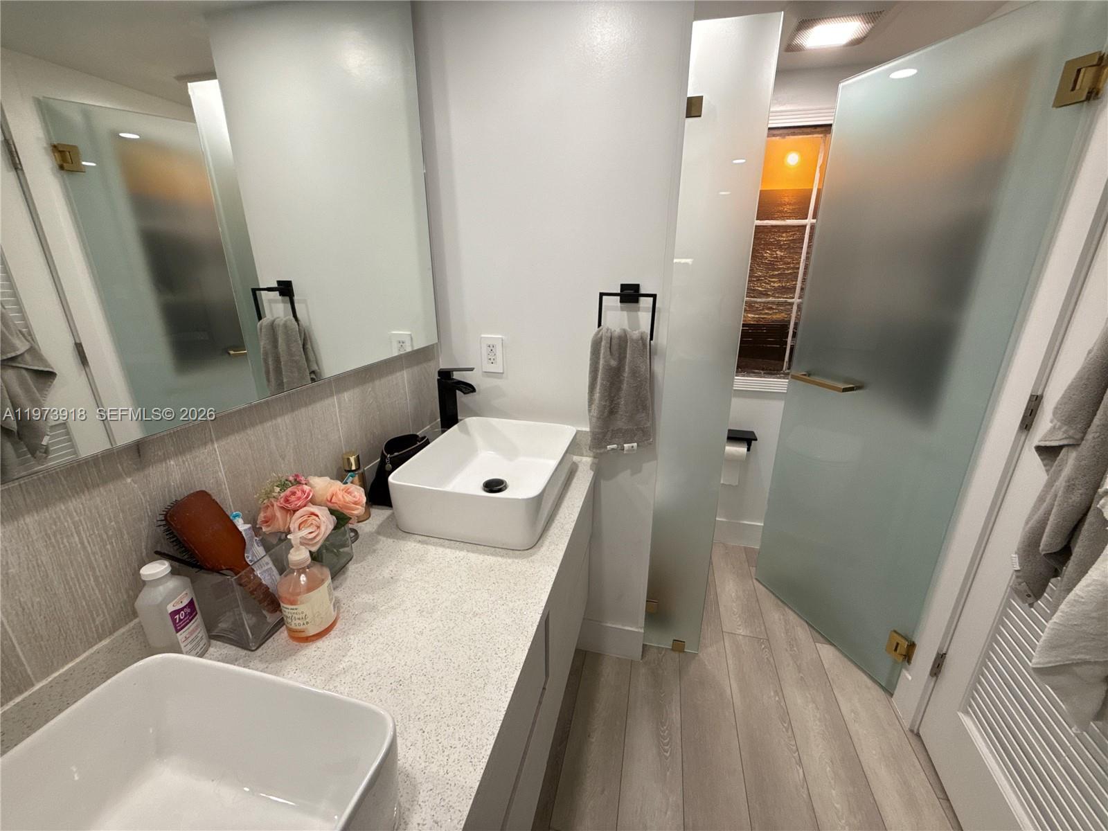 BRICKELL BAY CLUB CONDO - Residential