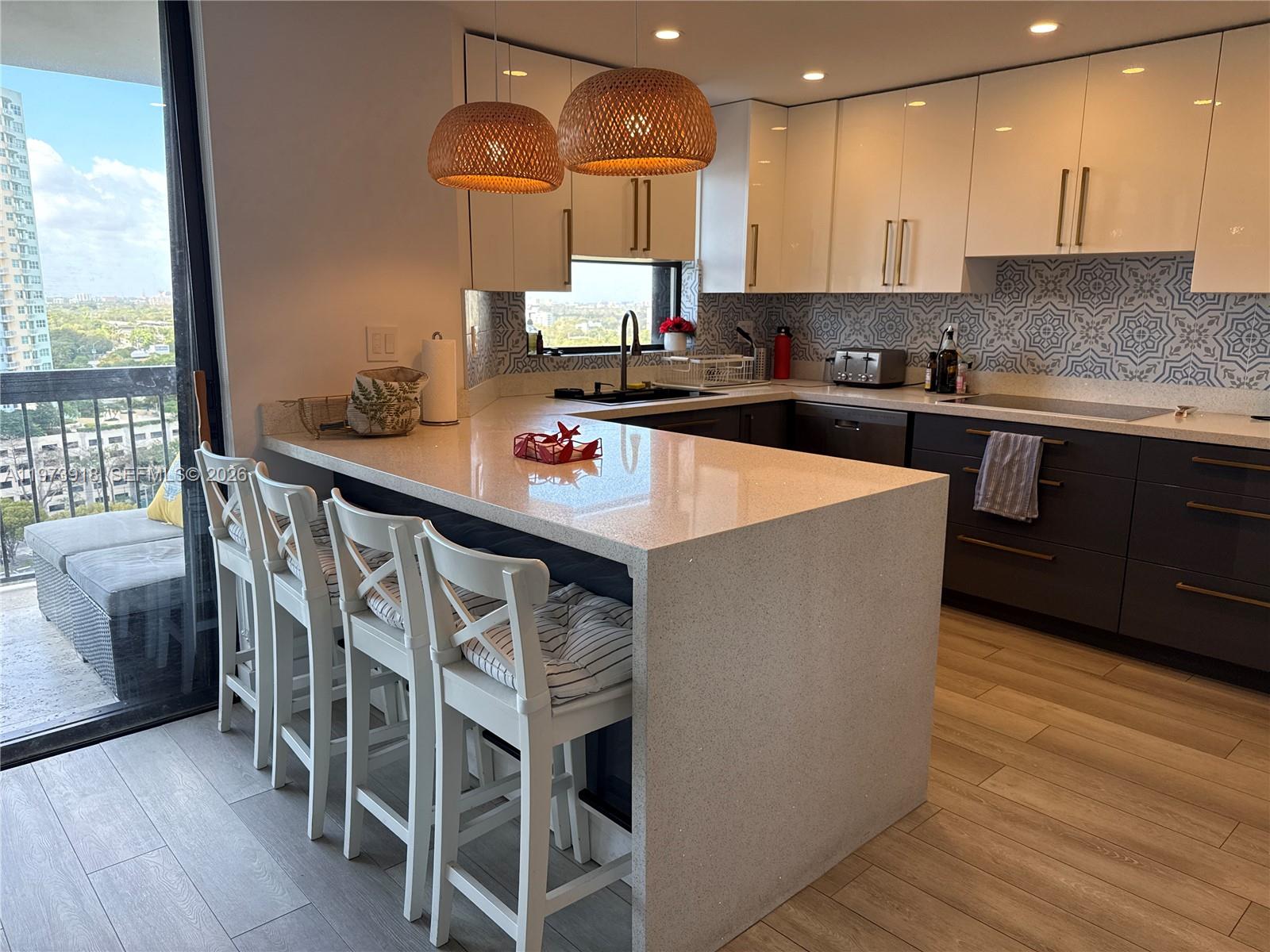 BRICKELL BAY CLUB CONDO - Residential