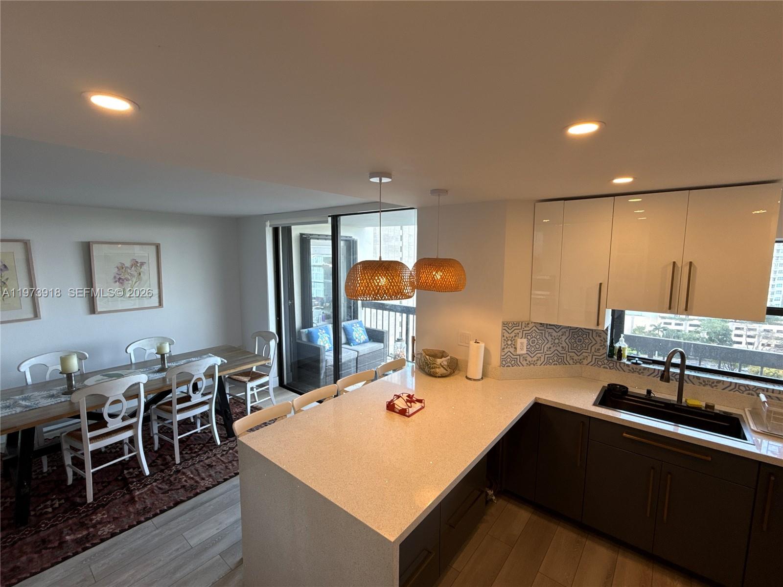 BRICKELL BAY CLUB CONDO - Residential