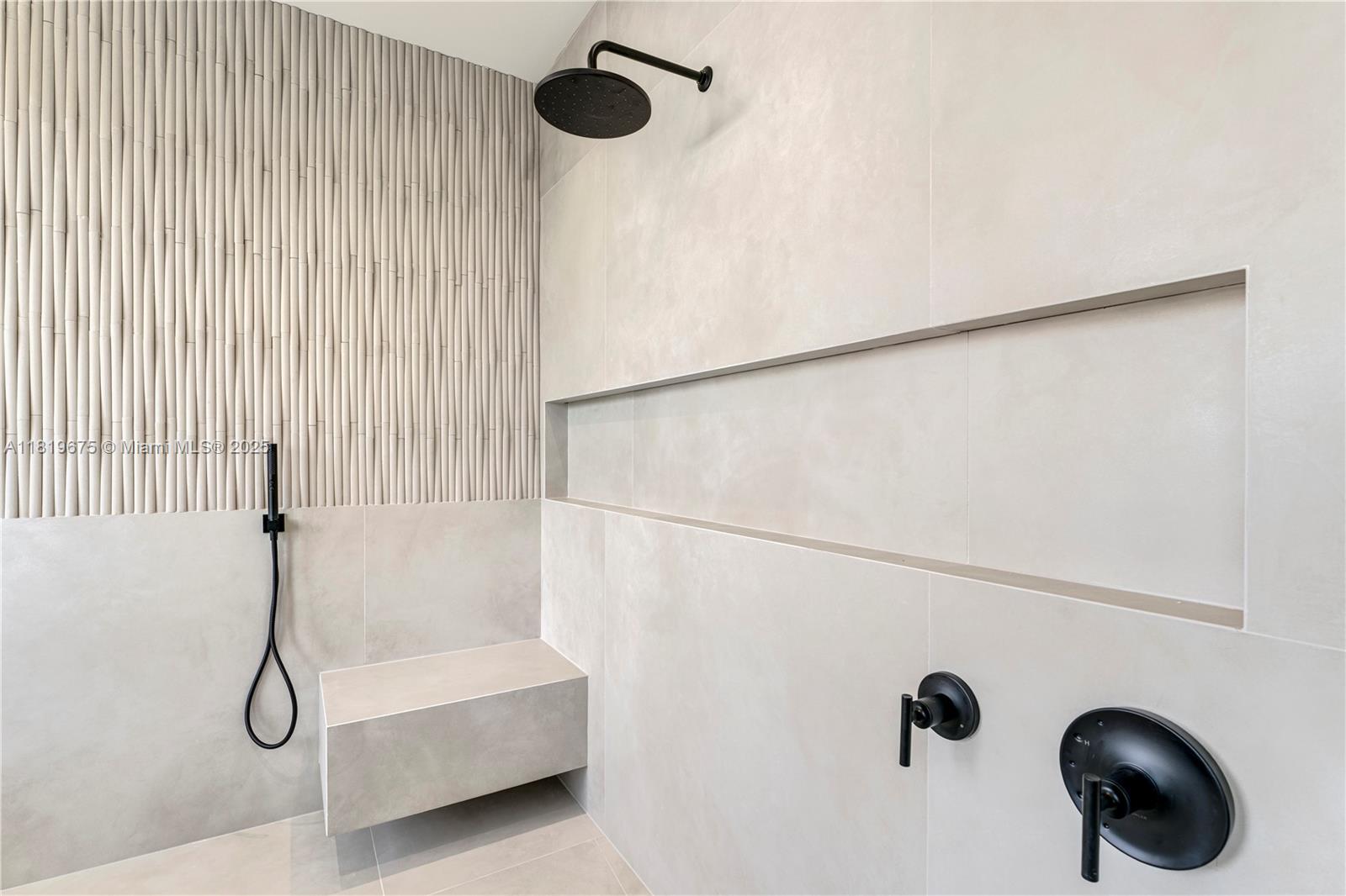 KEY LARGO BEACH ADD - Residential