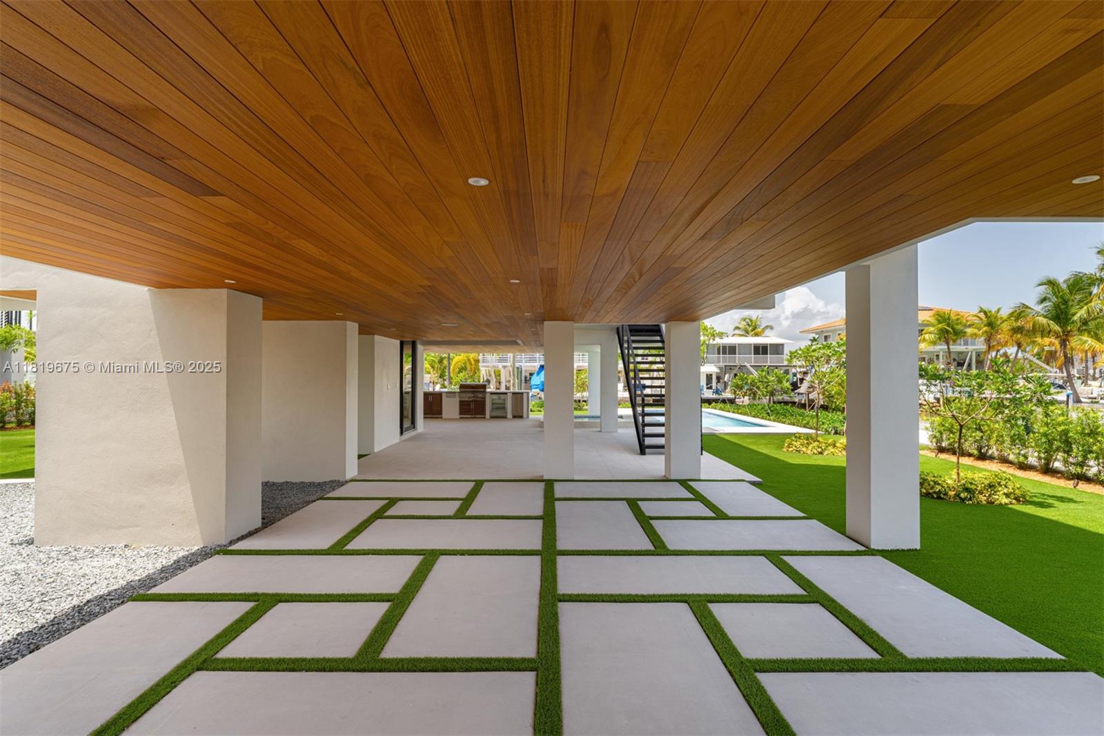 KEY LARGO BEACH ADD - Residential