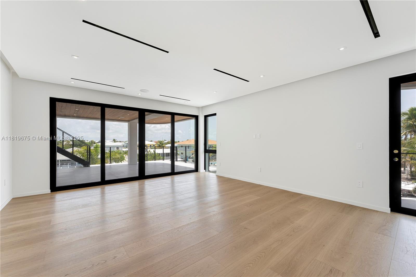 KEY LARGO BEACH ADD - Residential