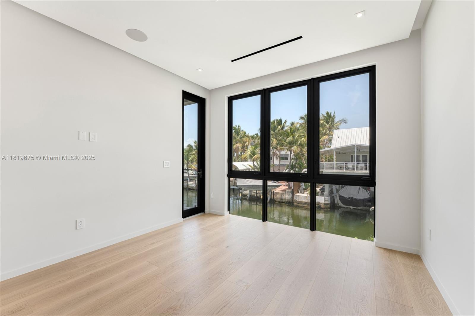 KEY LARGO BEACH ADD - Residential