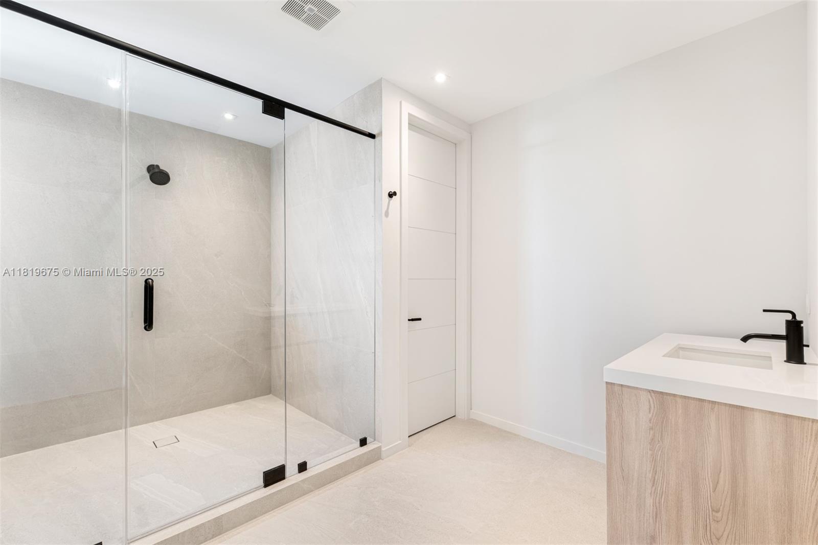 KEY LARGO BEACH ADD - Residential