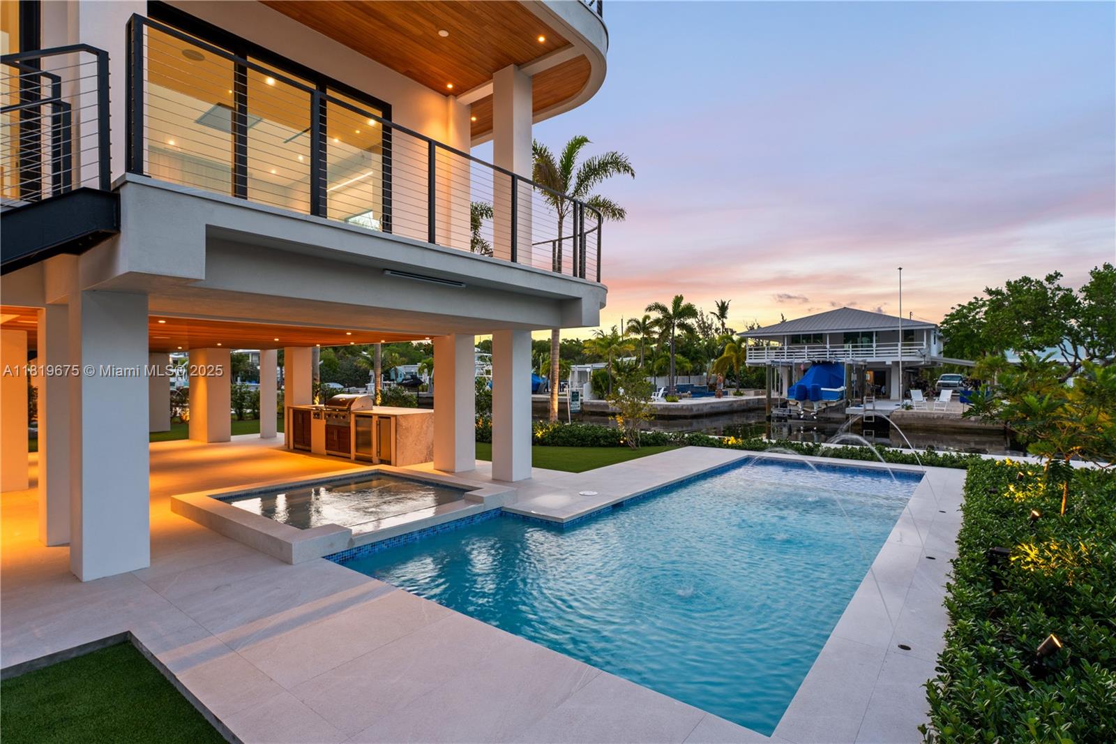 KEY LARGO BEACH ADD - Residential