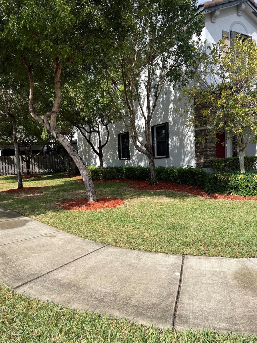 COCO PALM ESTATES - Residential