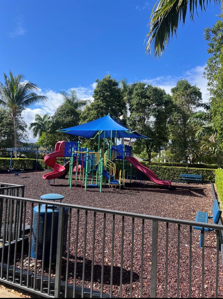 COCO PALM ESTATES - Residential