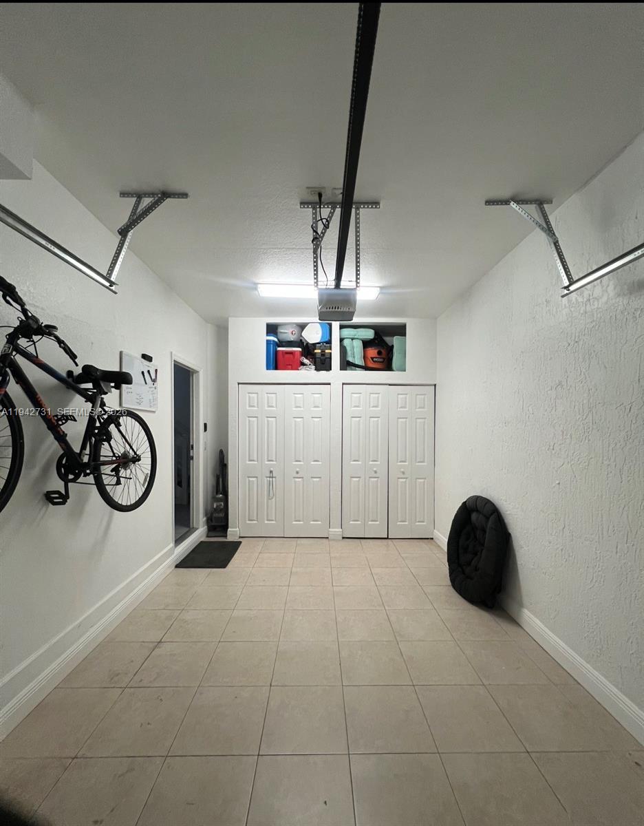 COCO PALM ESTATES - Residential