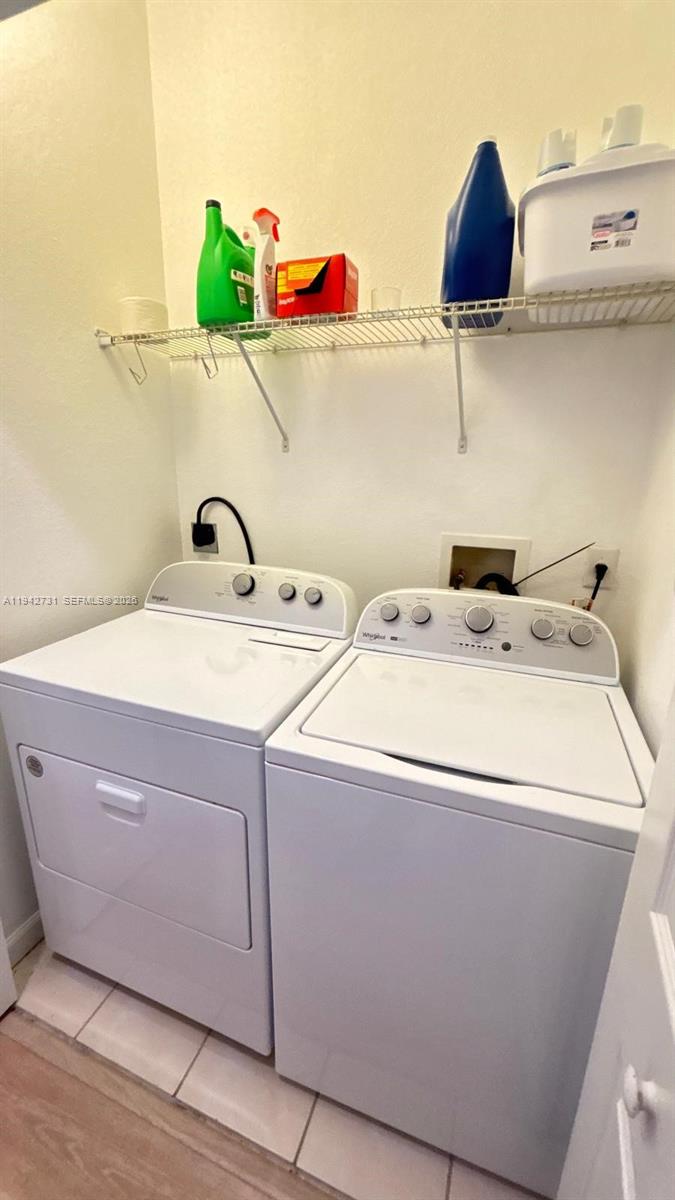 COCO PALM ESTATES - Residential