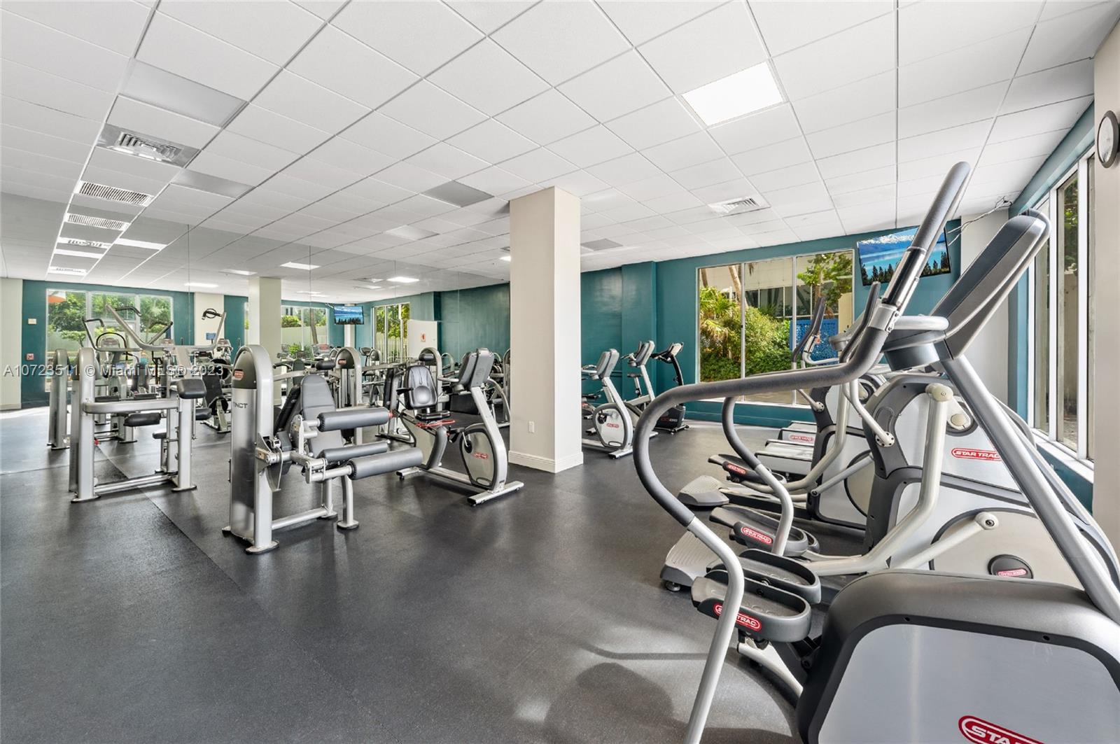 SIAN OCEAN RESIDENCES CON - Residential Lease