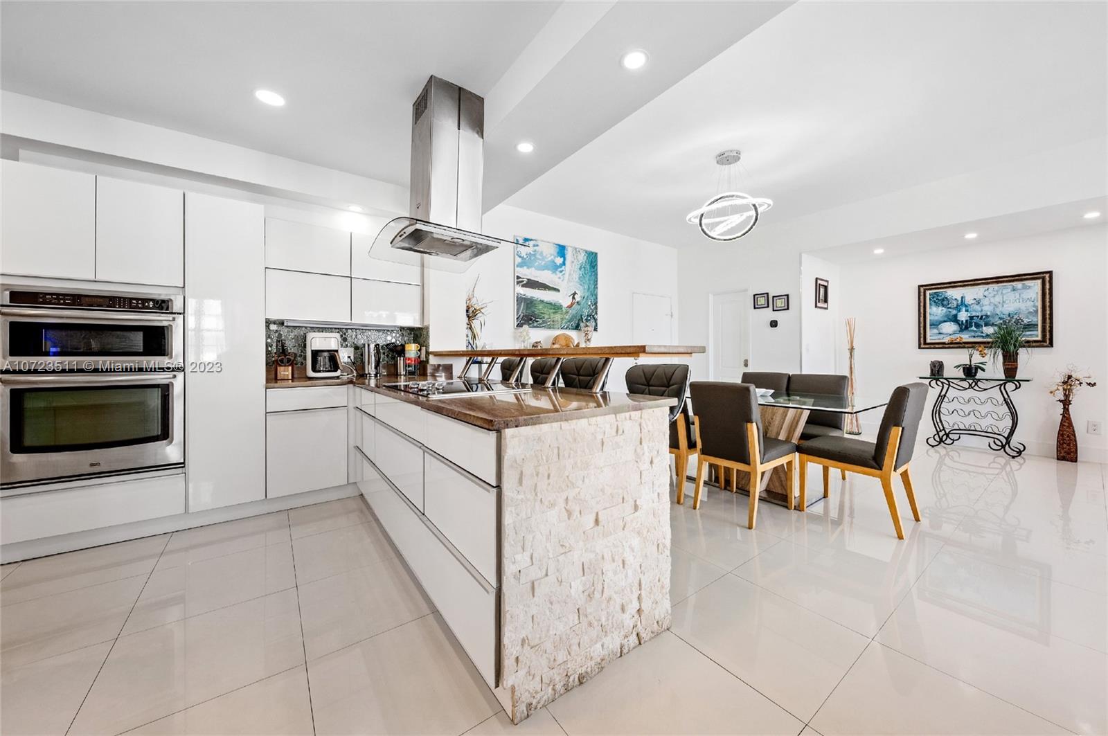 SIAN OCEAN RESIDENCES CON - Residential Lease