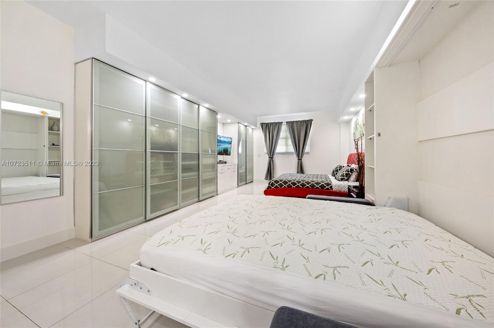 SIAN OCEAN RESIDENCES CON - Residential Lease