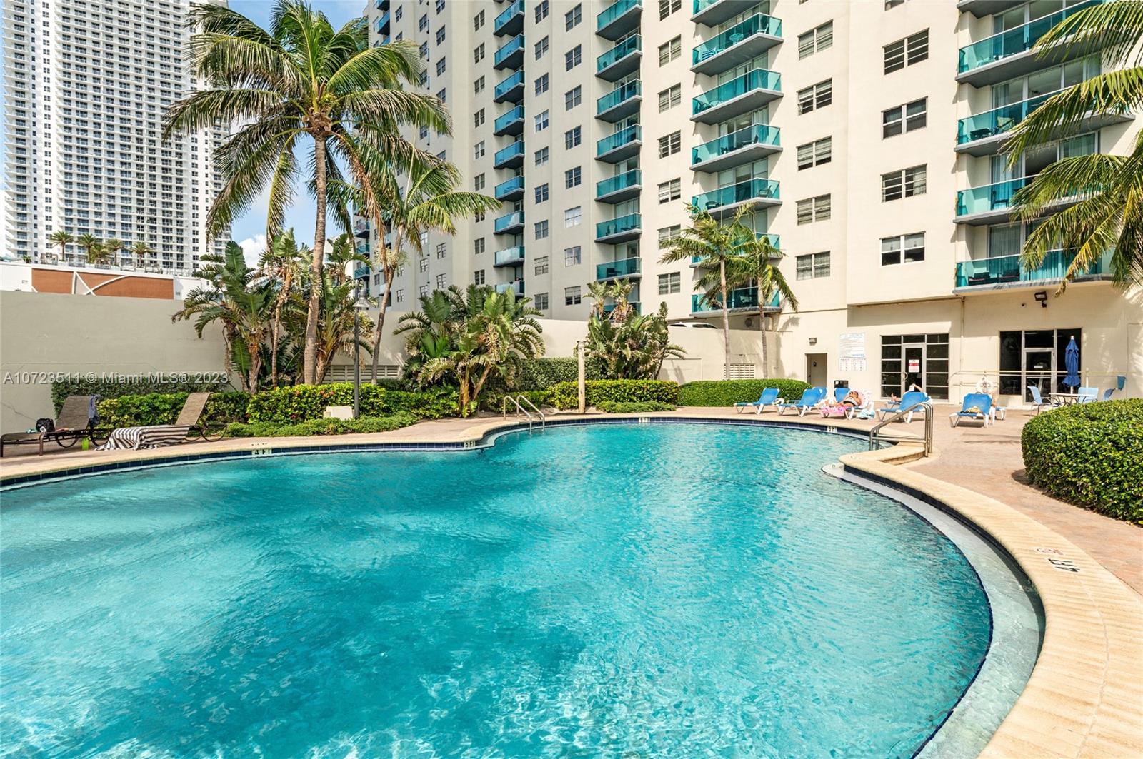 SIAN OCEAN RESIDENCES CON - Residential Lease