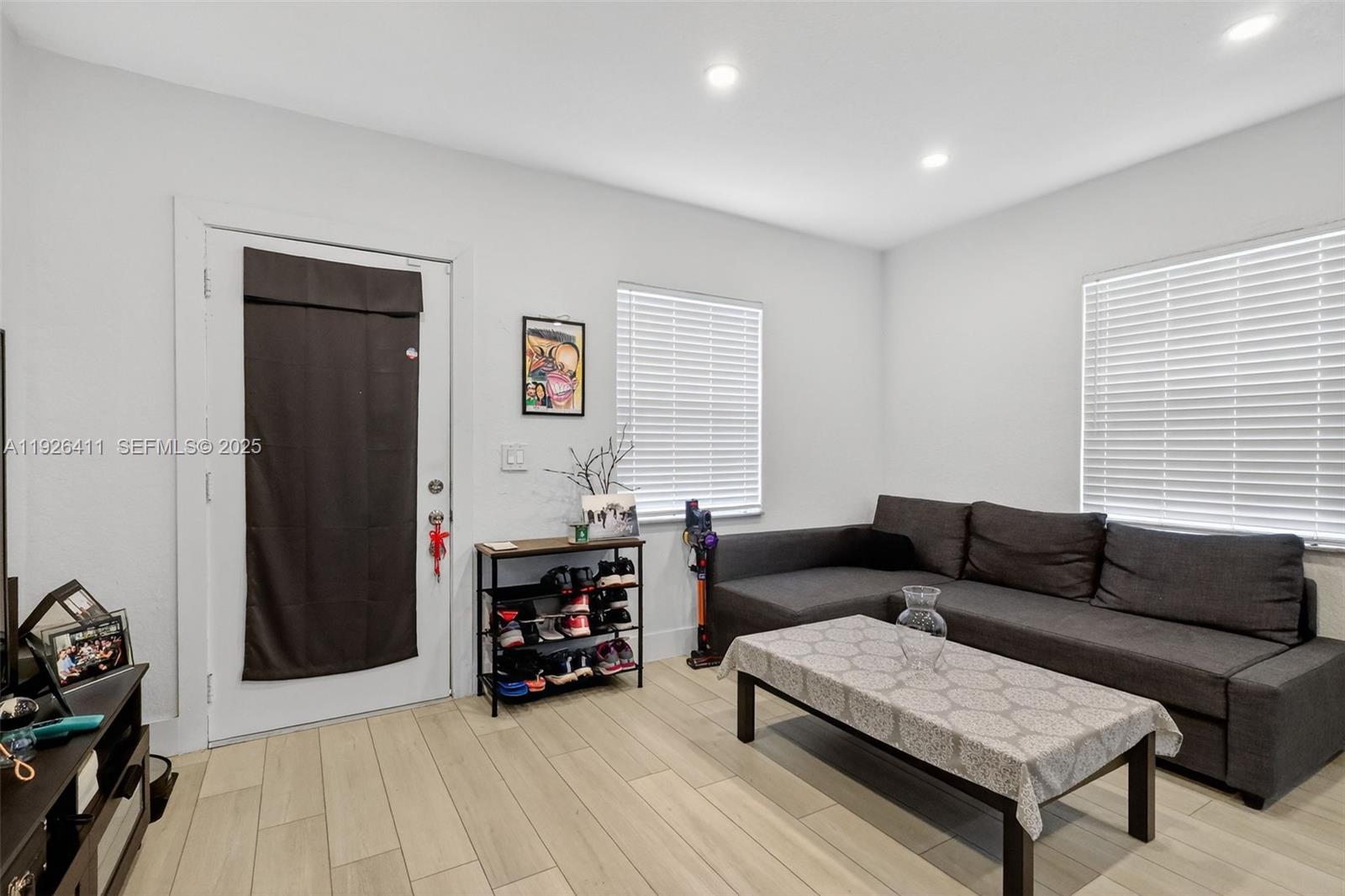 BUNCHE PARK - Residential