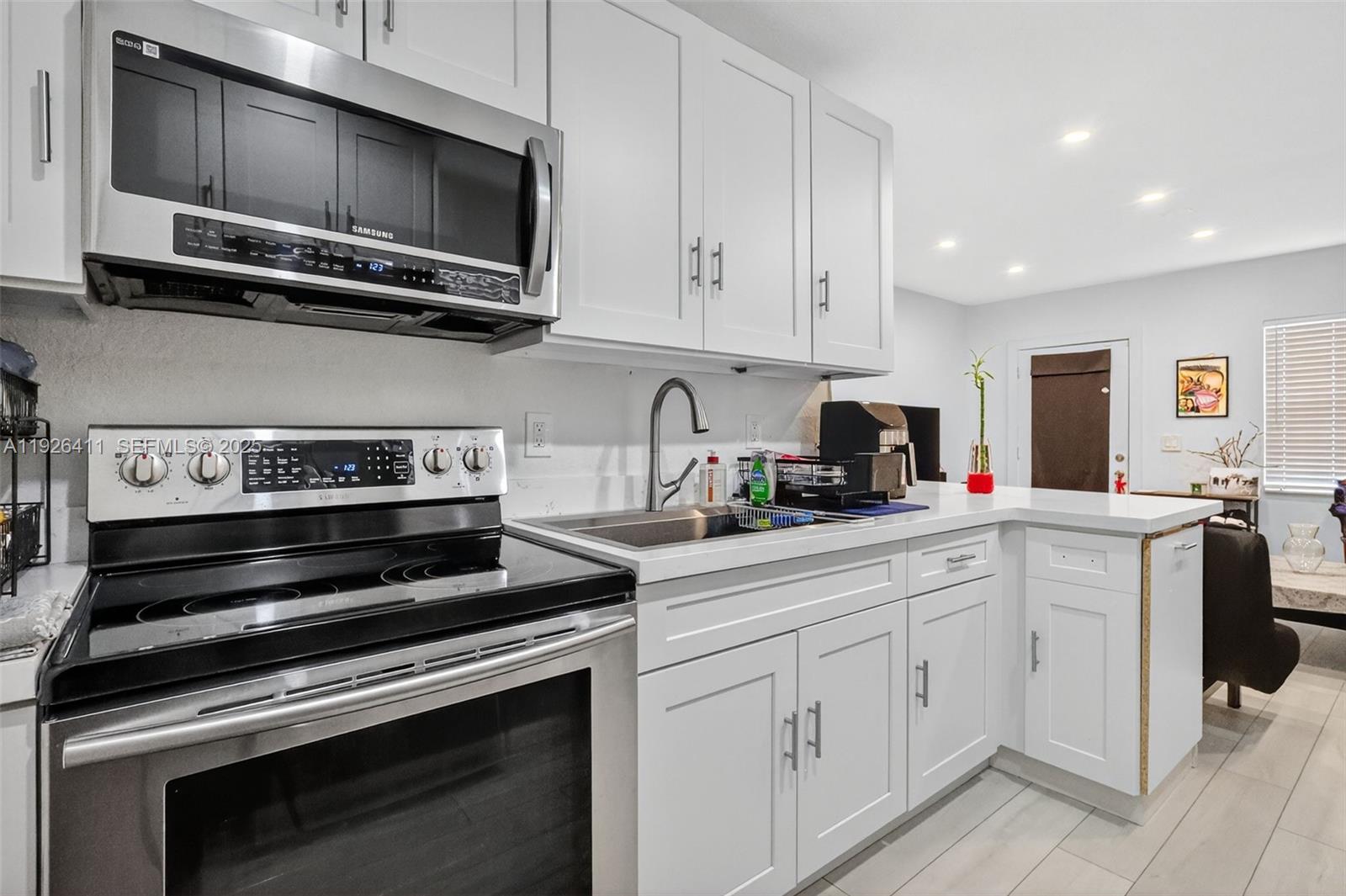 BUNCHE PARK - Residential