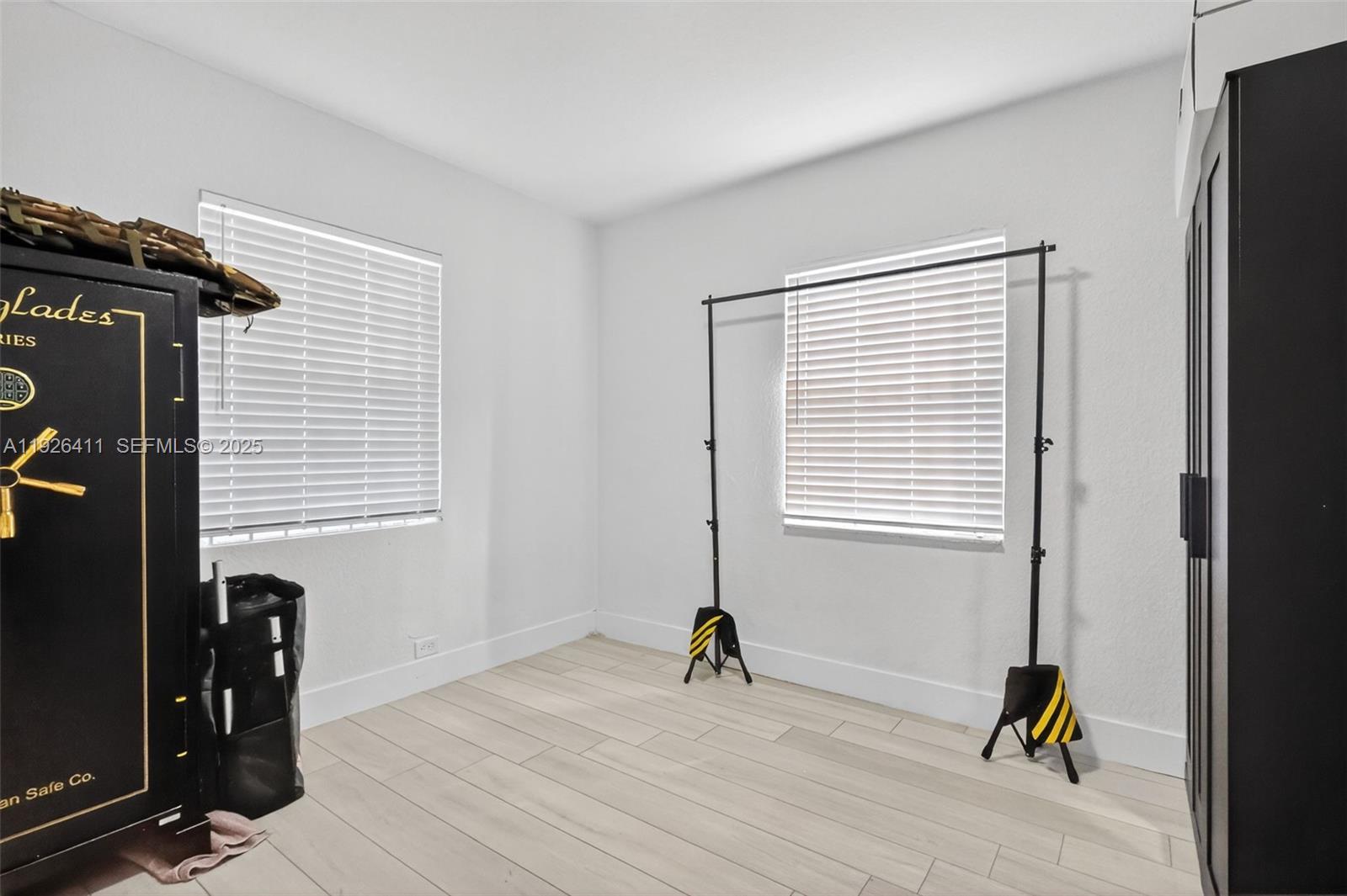 BUNCHE PARK - Residential