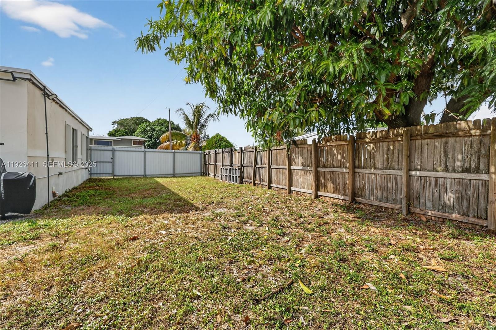 BUNCHE PARK - Residential