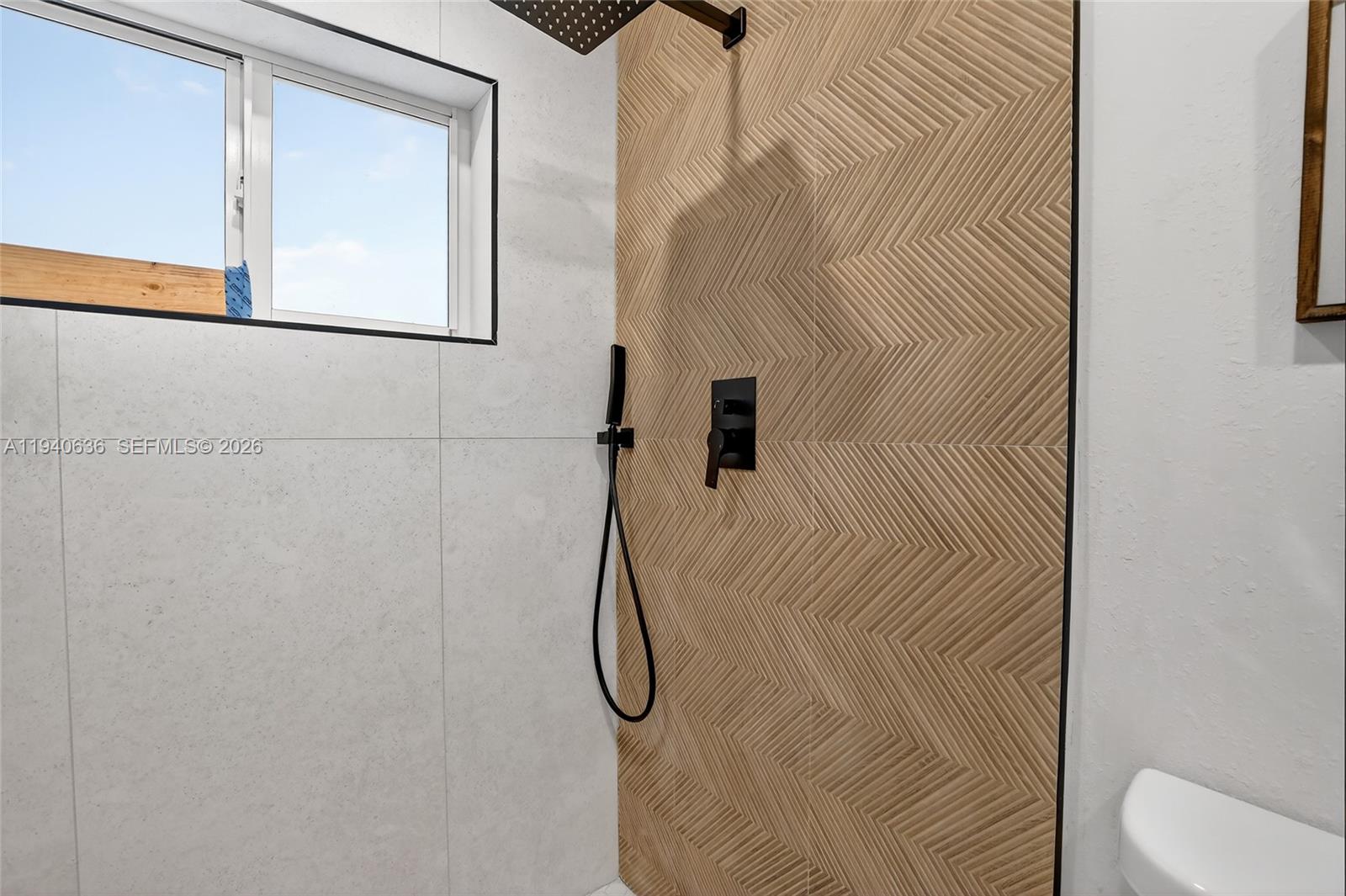 LIBERTY HOMES ESTATES SEC - Residential