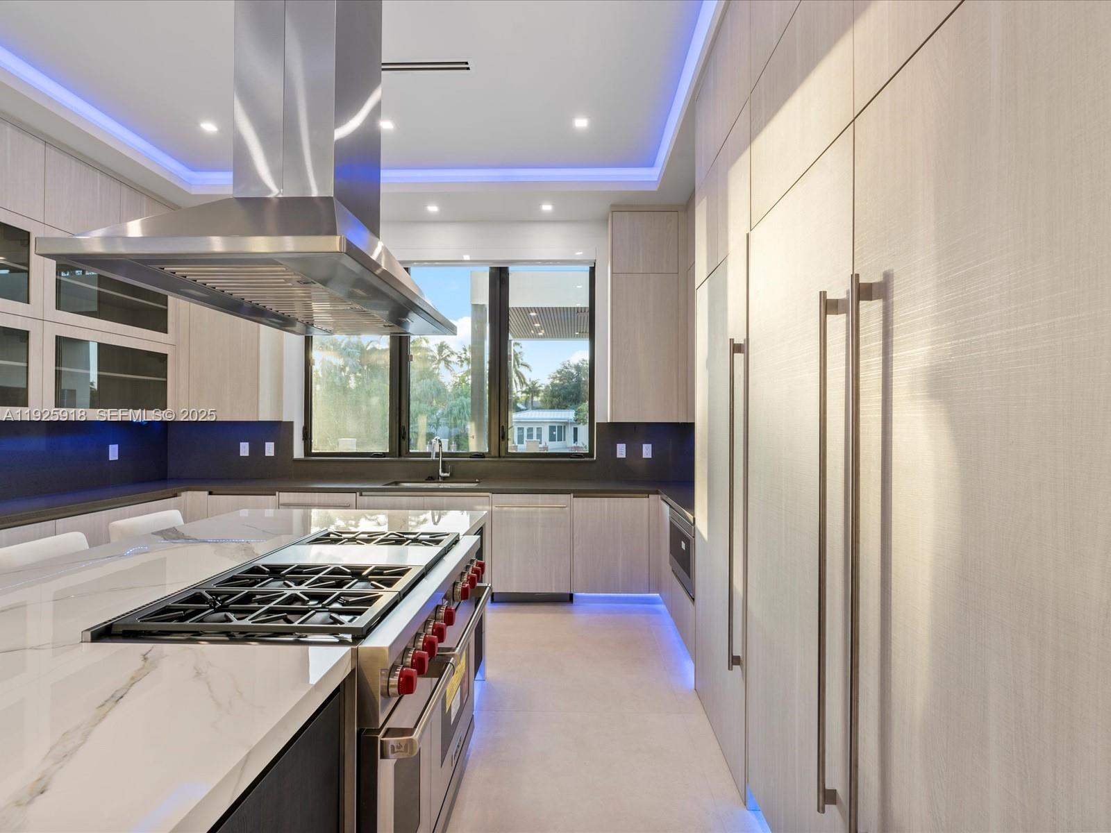 VENICE RESUB OF BLKS 5 & - Residential