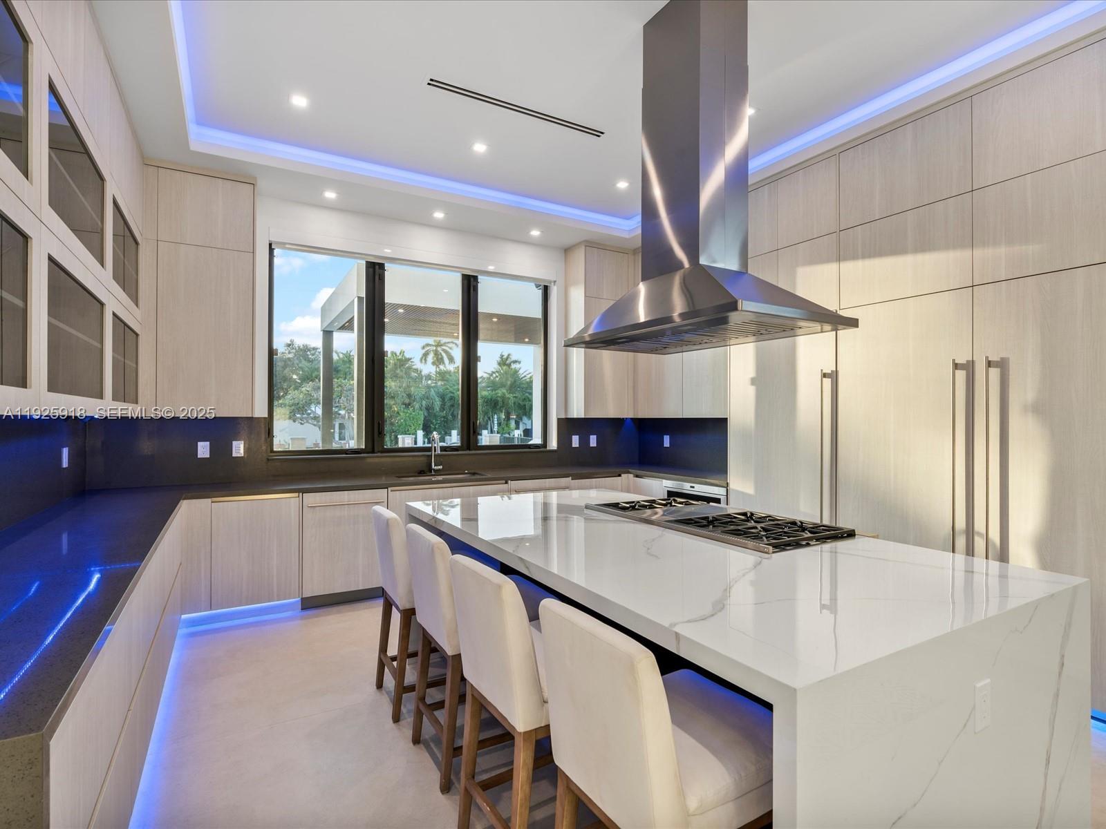 VENICE RESUB OF BLKS 5 & - Residential