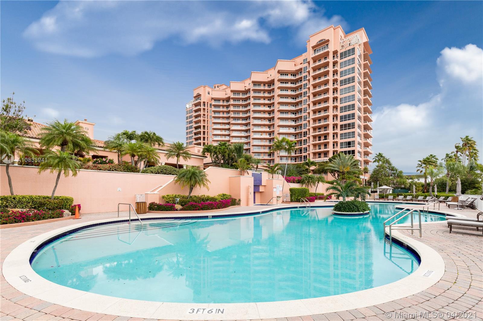 THE GABLES CONDO - Residential