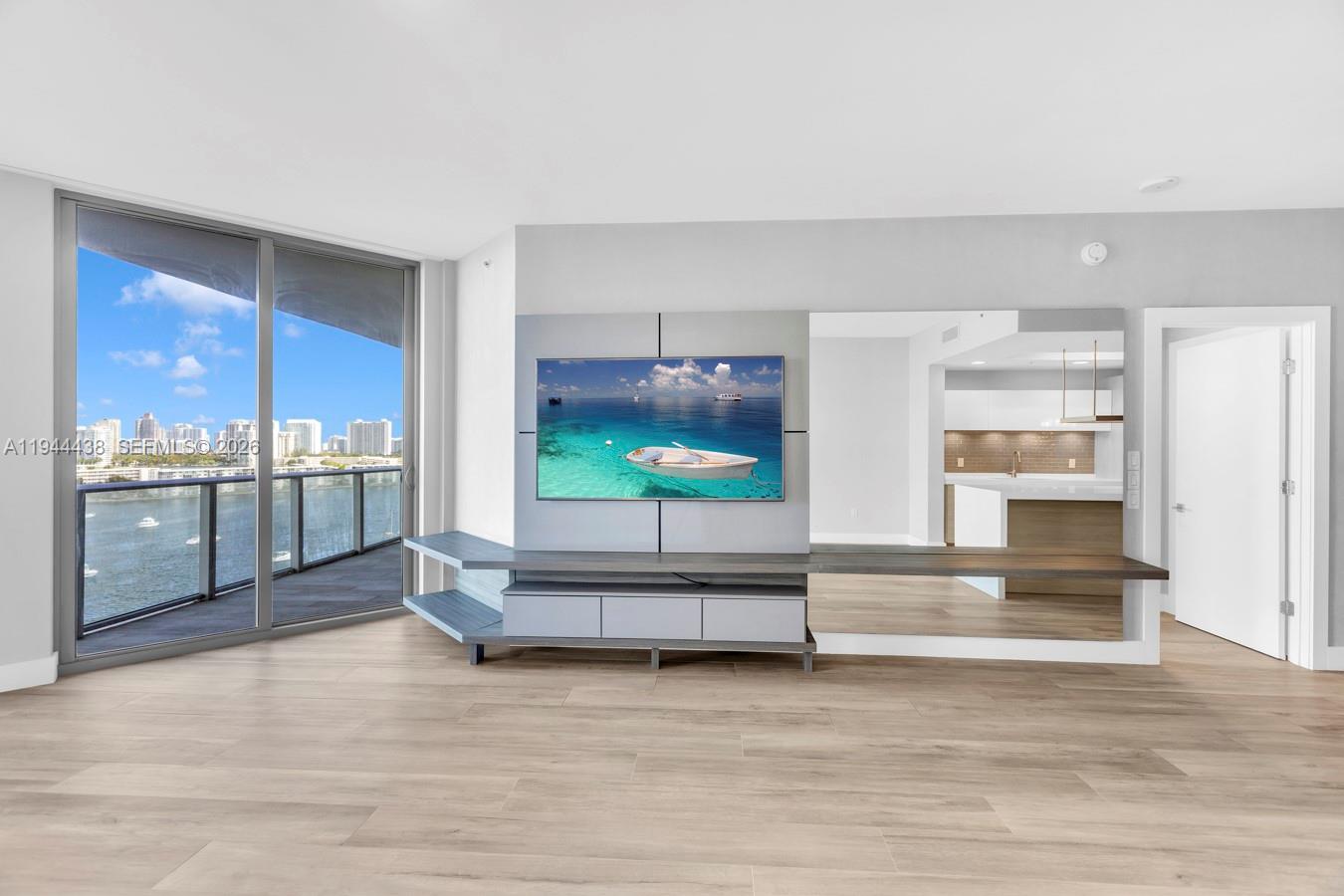 17301 Biscayne Blvd 1106