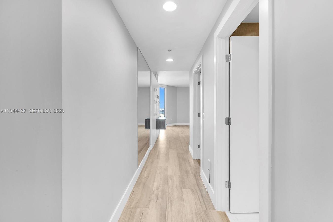 MARINA PALMS RESIDENCES - Residential