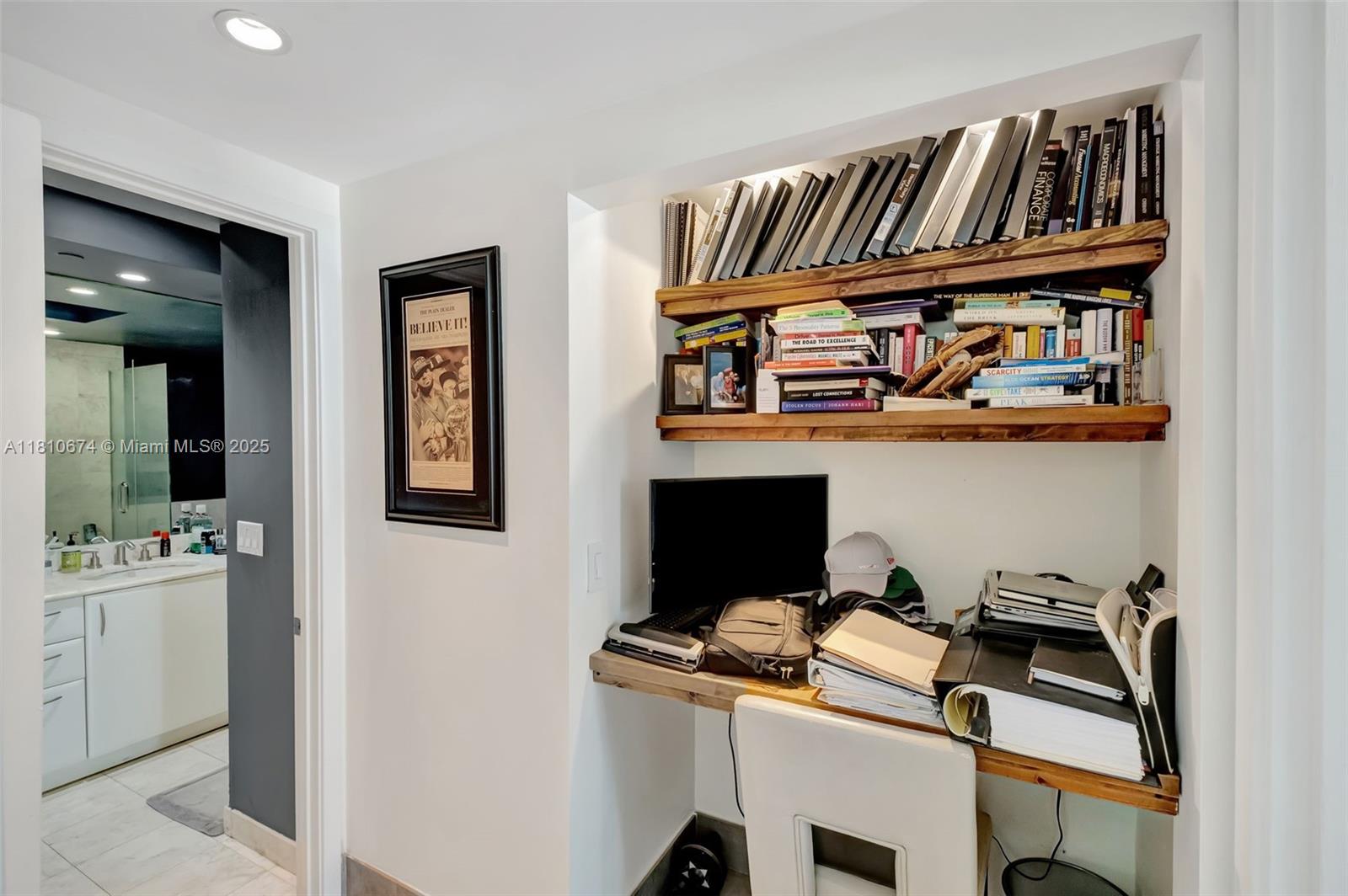 JADE RESIDENCES AT BRICKEL - Residential