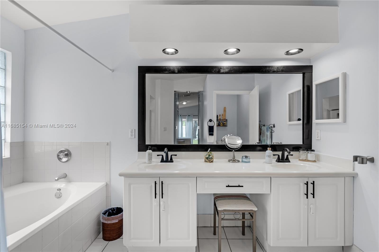 SILVER LAKES NORTH - Residential Lease