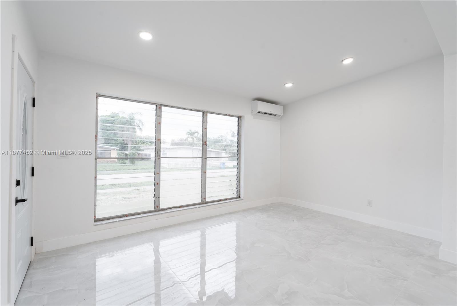 POMPANO BEACH HIGHLANDS 5 - Residential