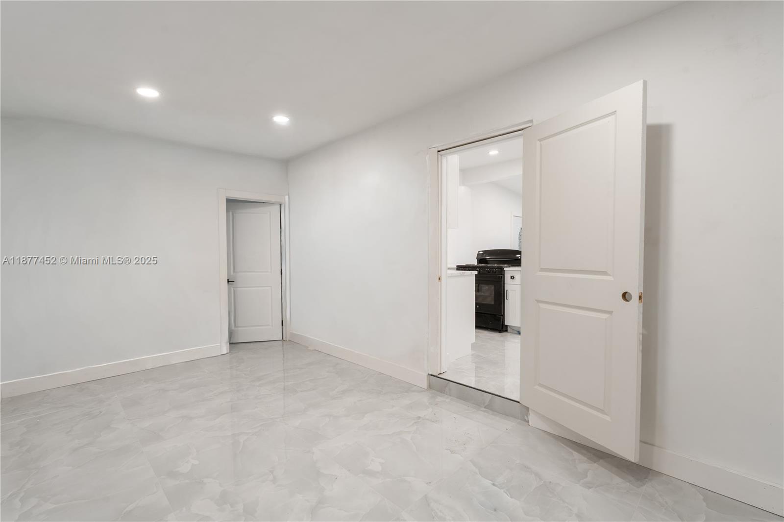 POMPANO BEACH HIGHLANDS 5 - Residential