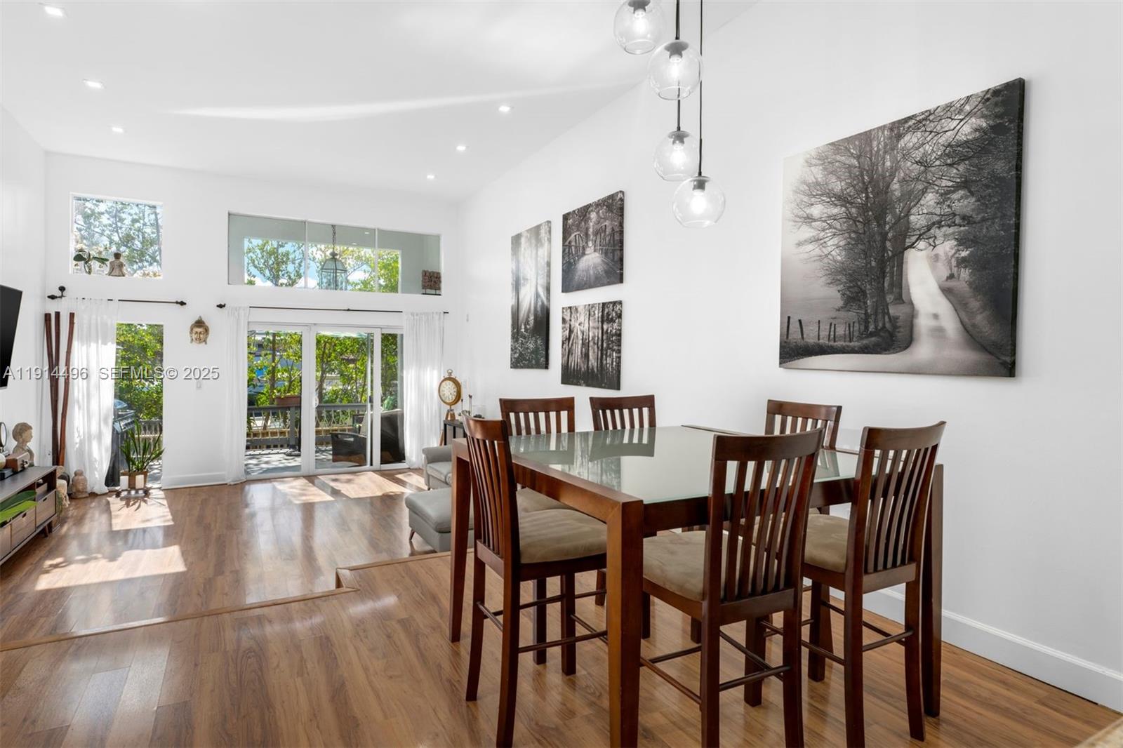 LE POINT CONDO - Residential