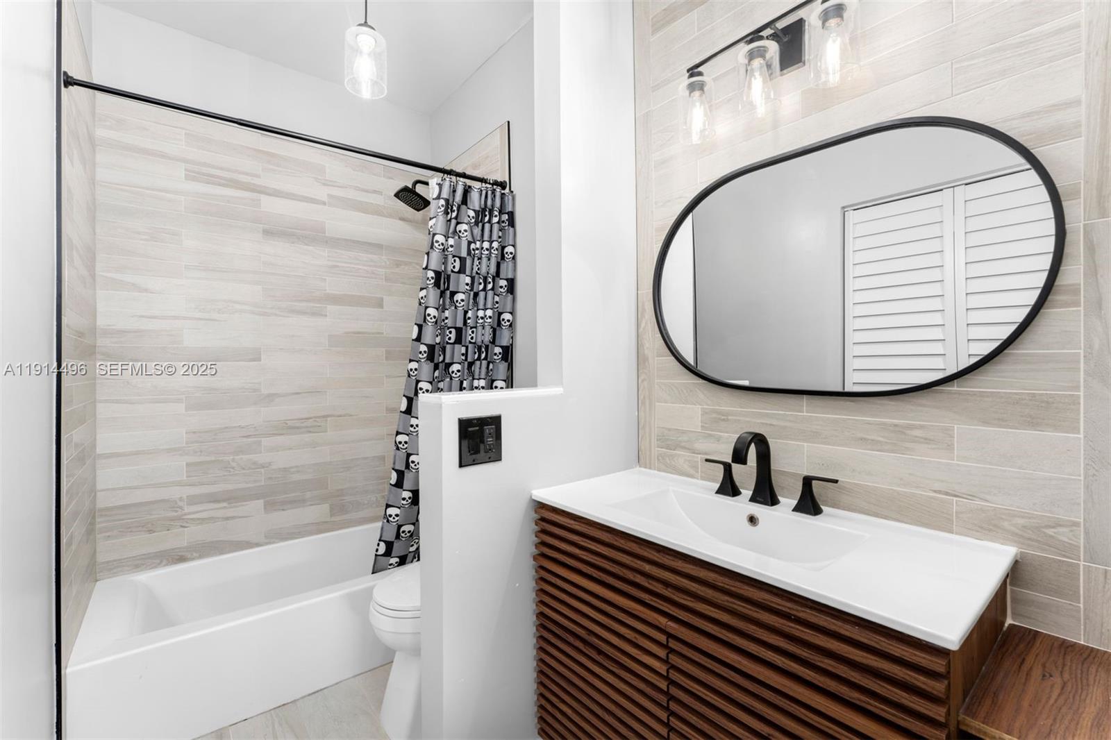 LE POINT CONDO - Residential