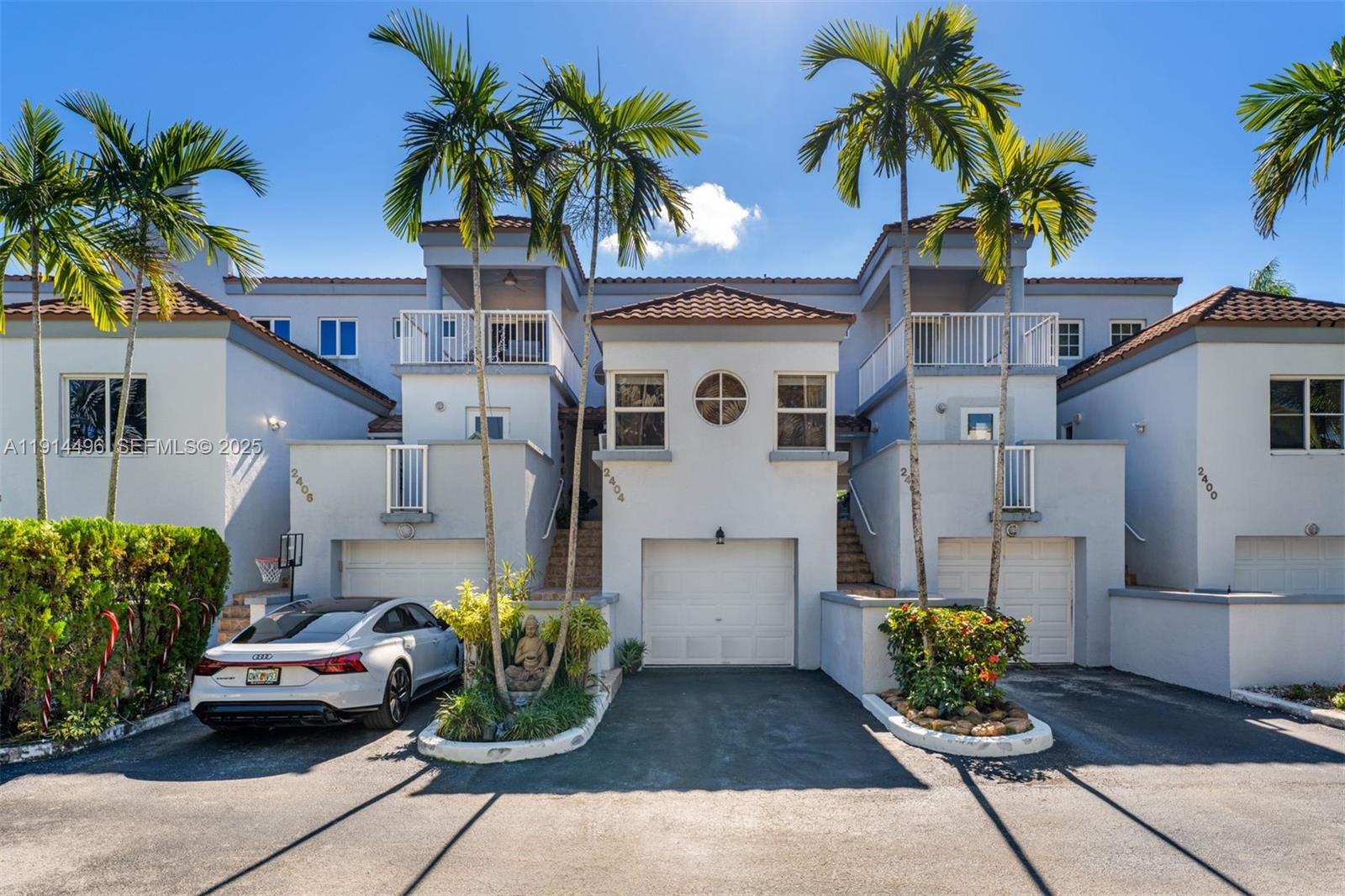 LE POINT CONDO - Residential