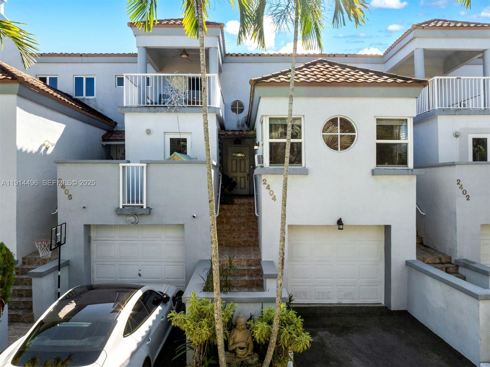 LE POINT CONDO - Residential